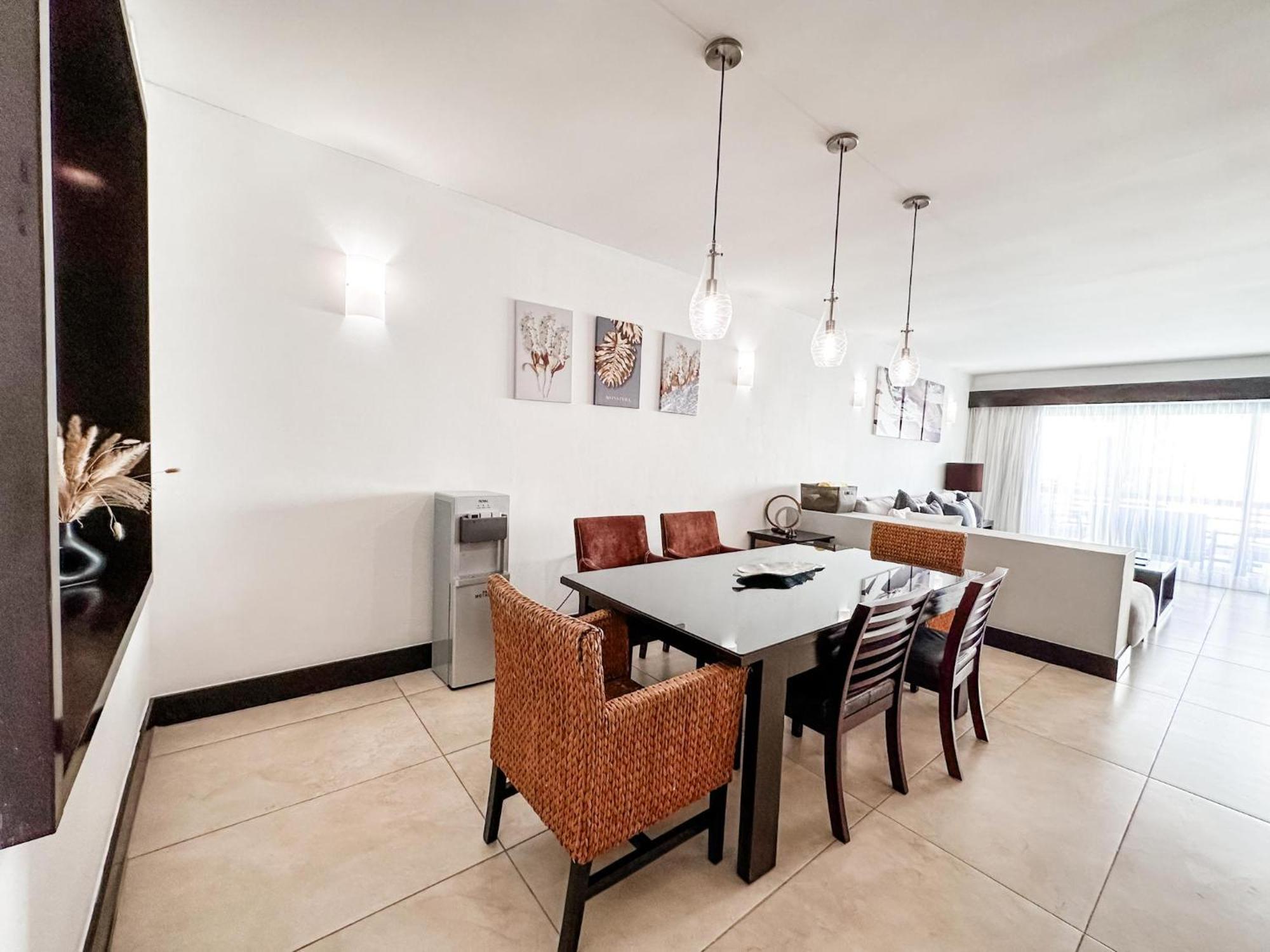At 1124 Two Bed Reflecting Pool View Close Beach Apartamento