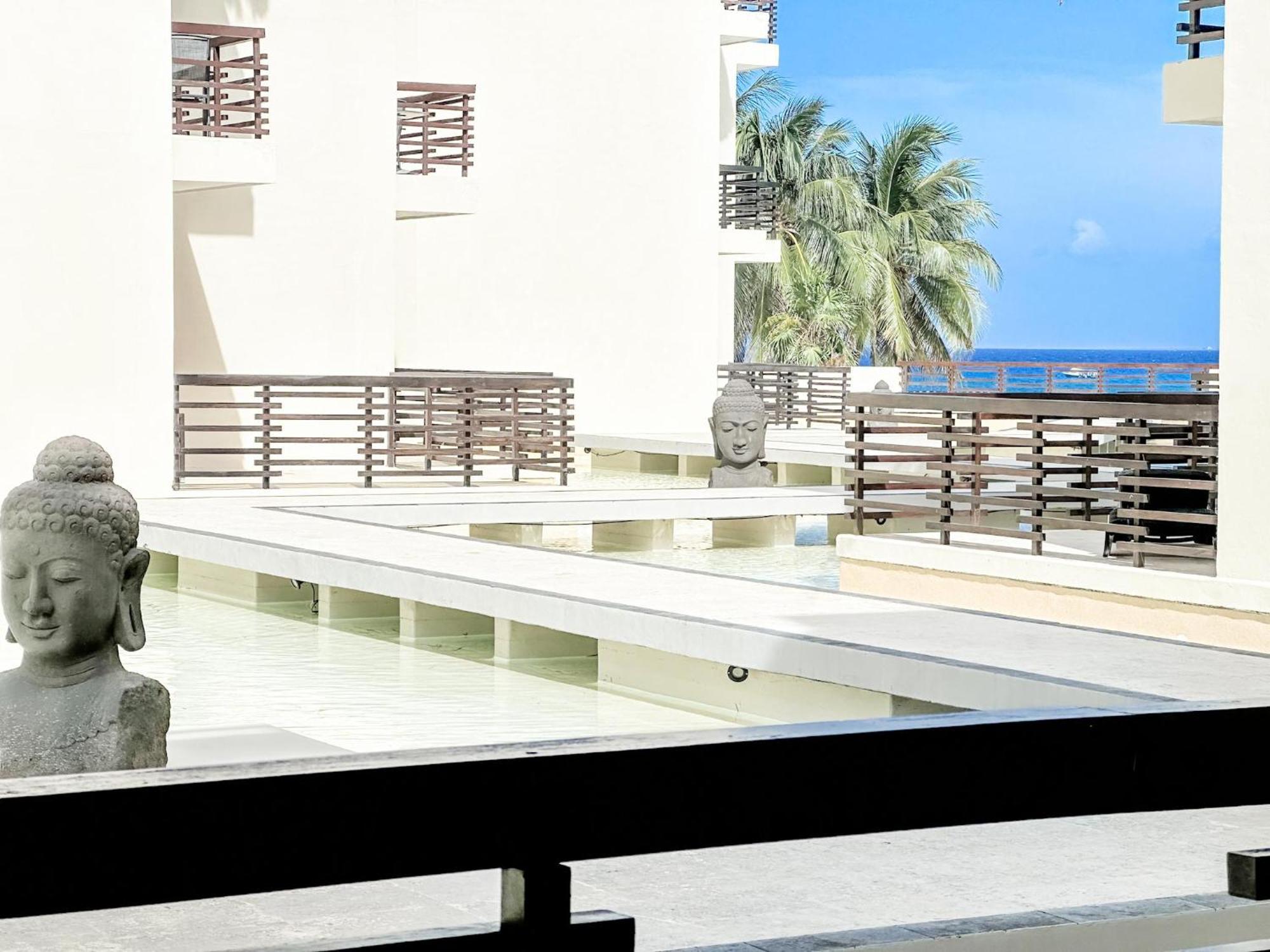 At 1124 Two Bed Reflecting Pool View Close Beach Apartamento